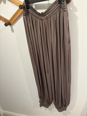 Free People Momentum Balloon harem Pants - shiny/metallic colour